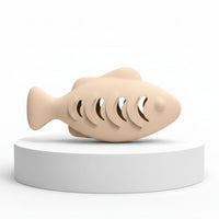 Silicone snack fish for cats – an intelligence toy and feeder to combat boredom.