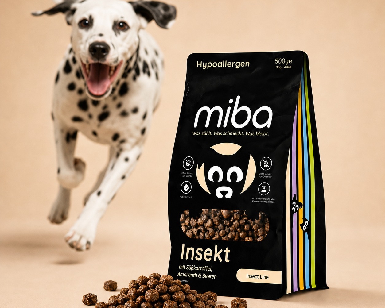 miba Insekten-Trockenfutter mit zufriedenem Hund